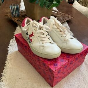 TORY BURCH White Sneakers with Pink and Blue Logo